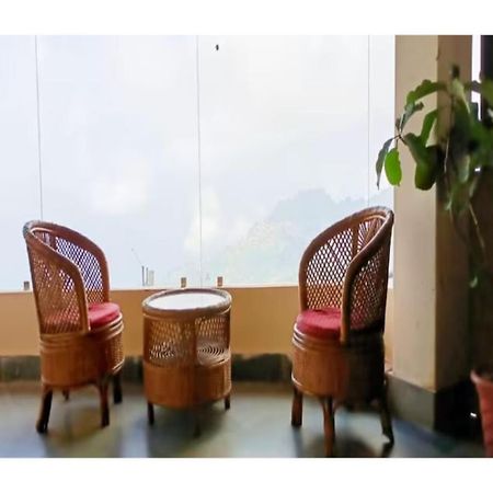 Sona Lodge, Siliguri Extérieur photo