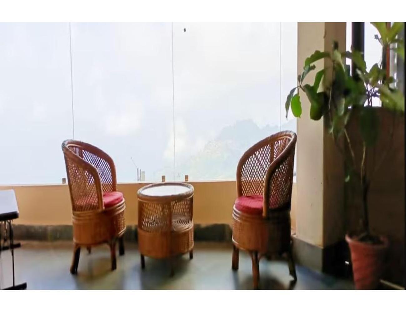 Sona Lodge, Siliguri Extérieur photo